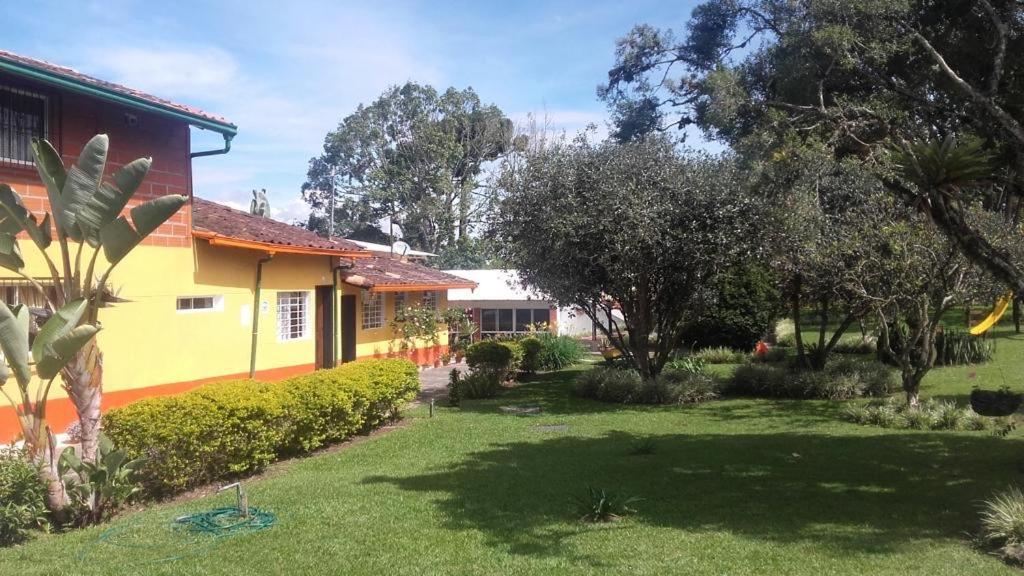 Finca Hotel La Ponderosa Rionegro Esterno foto