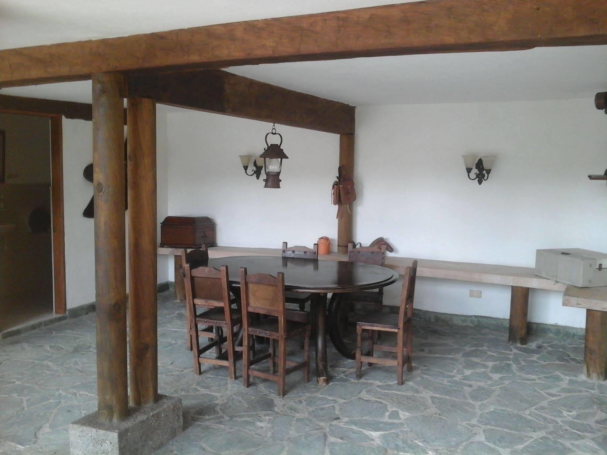 Finca Hotel La Ponderosa Rionegro Esterno foto